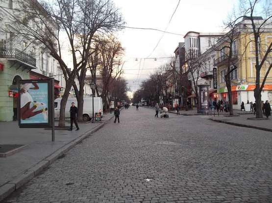 Фото рекламної площини за адресою Дерибасівска вул., 18