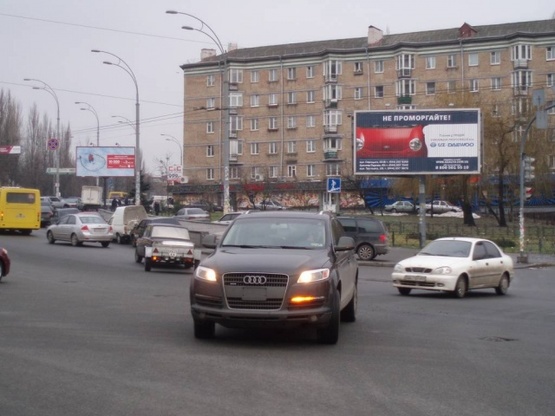 Фото рекламної площини за адресою Чоколовский бульвар, 37 / ул. Ушинского ("Радиорынок") Фото рекламної площини за адресою Чоколовский бульвар, 37 / ул. Ушинского ("Радиорынок")