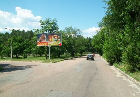 Фото рекламной плоскости по адресу Лесная просека - Золотоношское шоссе Фото рекламной плоскости по адресу Лесная просека - Золотоношское шоссе