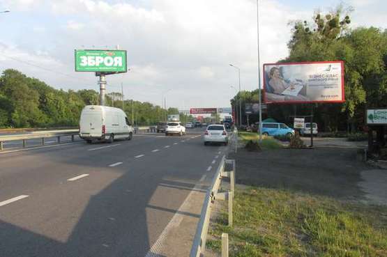 Фото рекламної площини за адресою Київ - Обухів, 08км + 400 м від Києва: 200м після поворота на Лісники (справа в напр. Обухова) Фото рекламної площини за адресою Київ - Обухів, 08км + 400 м від Києва: 200м після поворота на Лісники (справа в напр. Обухова)