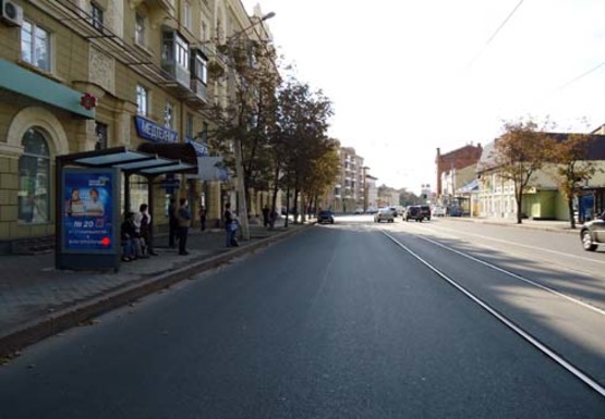 Фото рекламної площини за адресою Московский пр., 40 (остановка)