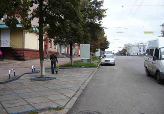 Фото рекламной плоскости по адресу Победы пр., магазин Браво Фото рекламной плоскости по адресу Победы пр., магазин Браво
