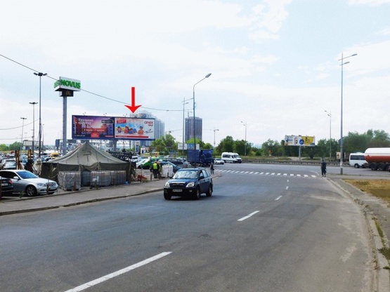 Фото рекламной плоскости по адресу Бажана пр-т, возле ст.м.Осокорки, в центр, правый Фото рекламной плоскости по адресу Бажана пр-т, возле ст.м.Осокорки, в центр, правый