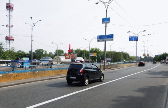 Фото рекламной плоскости по адресу Телиги Е. ул., возле ст.м.Дорогожичи, в центр Фото рекламной плоскости по адресу Телиги Е. ул., возле ст.м.Дорогожичи, в центр
