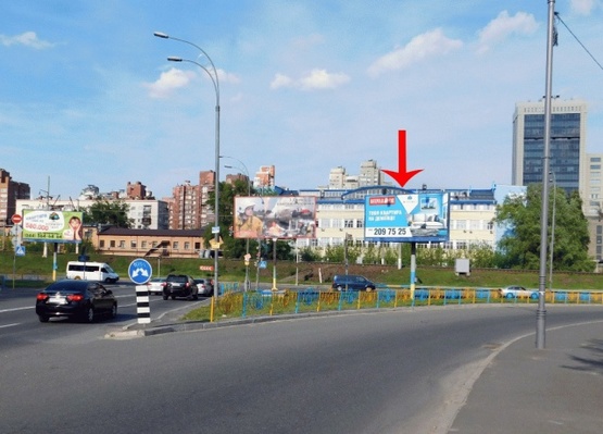 Фото рекламної площини за адресою Гринченко Н. ул., со стороны ул.Кировоградской, в центр Фото рекламної площини за адресою Гринченко Н. ул., со стороны ул.Кировоградской, в центр