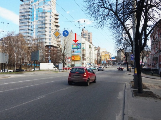 Фото рекламної площини за адресою Артема ул. 84, возле ул.Косиора, от Лукьяновской пл., в центр, верхний