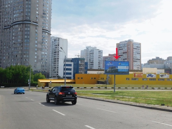 Фото рекламной плоскости по адресу Григоренка Петра пр-т, напротив магазина Билла, развязка, в сторону ТЦ МЕТРО