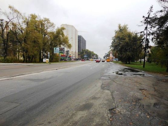 Фото рекламной плоскости по адресу м.Бровари, вул.Київська, АЗК КЛО,   (напроти будинку 292) перед поворотом на вул.Гагаріна Фото рекламной плоскости по адресу м.Бровари, вул.Київська, АЗК КЛО,   (напроти будинку 292) перед поворотом на вул.Гагаріна