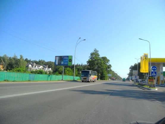 Фото рекламной плоскости по адресу м.Бровари, вул.Київська, напроти ТРК Термінал, напроти АЗК КЛО Фото рекламной плоскости по адресу м.Бровари, вул.Київська, напроти ТРК Термінал, напроти АЗК КЛО