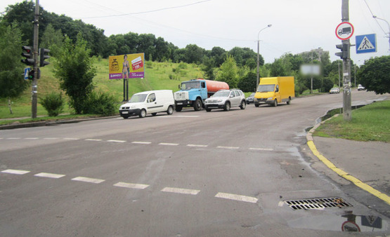 Фото рекламной плоскости по адресу ул.Шухевича/ул.Князя Владимира (В) - размер щита: 3 х 5,95