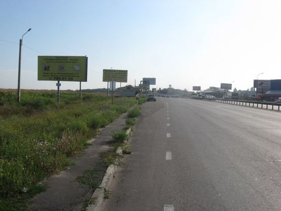 Фото рекламної площини за адресою Дорога с 7 км