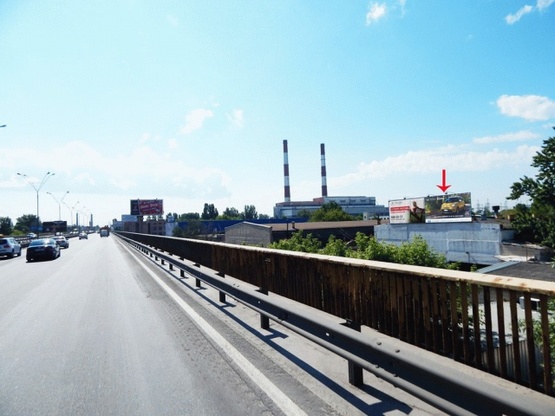 Фото рекламної площини за адресою Южный мост, Промышленная ул.   3 правый