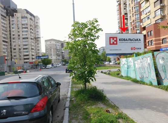 Фото рекламної площини за адресою Соломенская ул. 16, к Соломенской пл., в центр