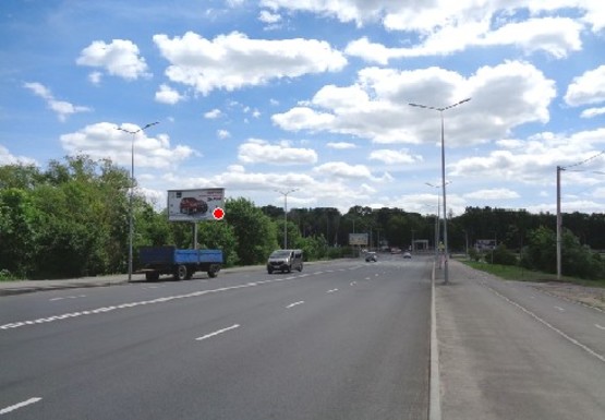Фото рекламної площини за адресою Юности пр., возле озера Фото рекламної площини за адресою Юности пр., возле озера