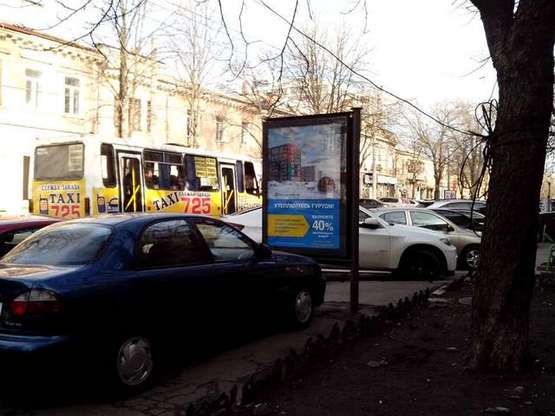 Фото рекламной плоскости по адресу Буніна вул., 29