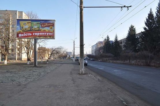 Фото рекламной плоскости по адресу Зулинского ул., 39 (ж\м "ДПЗ 18" , 200 к ТЦ и сервисному центру "Bosch") Фото рекламной плоскости по адресу Зулинского ул., 39 (ж\м "ДПЗ 18" , 200 к ТЦ и сервисному центру "Bosch")