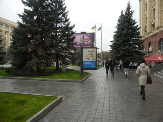 Фото рекламной плоскости по адресу Сумська вул., 39 (№4) Фото рекламной плоскости по адресу Сумська вул., 39 (№4)