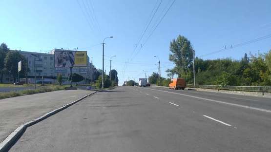 Фото рекламной плоскости по адресу Черняка вул. - Шухевича Романа вул. Фото рекламной плоскости по адресу Черняка вул. - Шухевича Романа вул.