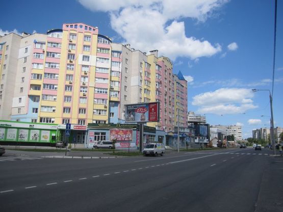 Фото рекламної площини за адресою вул. Зодчих - бул. Свободи