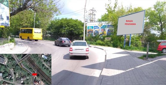 Фото рекламной плоскости по адресу вул. Замонастирська - підйом на "горбатий міст" (зправа)