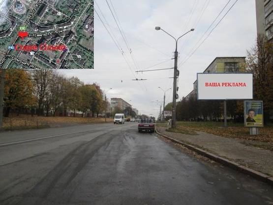 Фото рекламной плоскости по адресу вул. 15 Квітня - зупинка "Старе сільпо" (зправа)