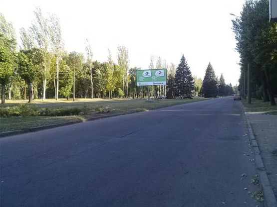 Фото рекламної площини за адресою Васякина ул.,17, дв-е к Соборности ул.