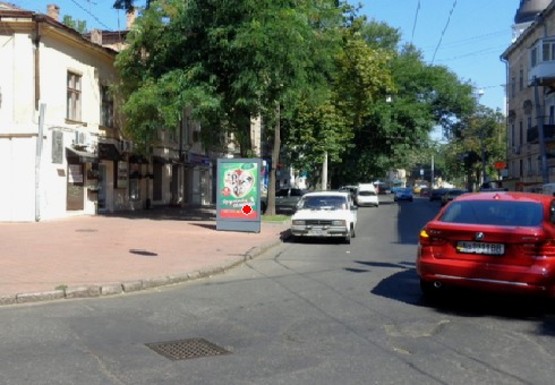 Фото рекламной плоскости по адресу Соборная ул., 14 - Спиридоновская ул., 2 Фото рекламной плоскости по адресу Соборная ул., 14 - Спиридоновская ул., 2