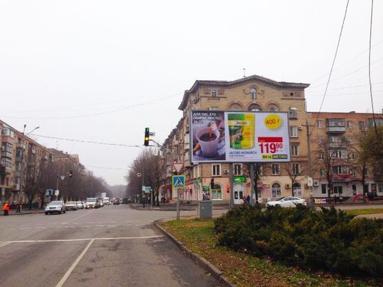 Фото рекламной плоскости по адресу Калнышевского ул., 15б - Украинская ул., дв-е к Освобождения пл. Фото рекламной плоскости по адресу Калнышевского ул., 15б - Украинская ул., дв-е к Освобождения пл.