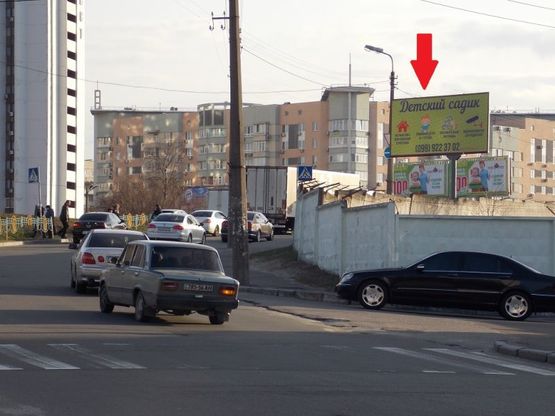 Фото рекламной плоскости по адресу Метрополита Андрея Шептицкого (Луначарского) ул.,/Броварской просп. в сторону моста "Метро"(30м до маг.Novus) Фото рекламной плоскости по адресу Метрополита Андрея Шептицкого (Луначарского) ул.,/Броварской просп. в сторону моста "Метро"(30м до маг.Novus)
