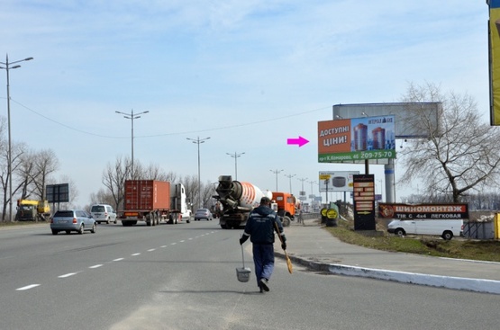 Фото рекламної площини за адресою Кольцевая дорога