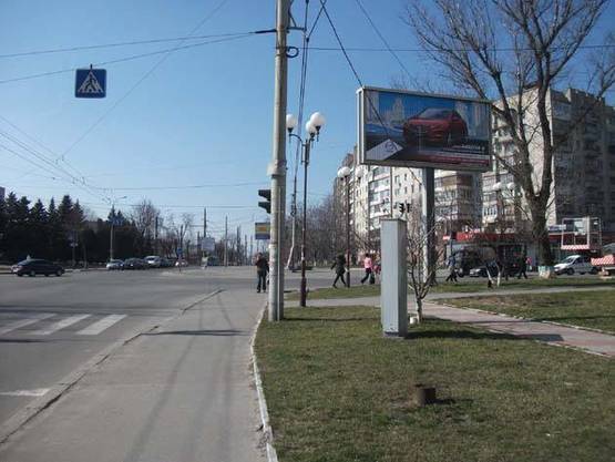 Фото рекламної площини за адресою ул. Брацлавская - ул. Замостянская