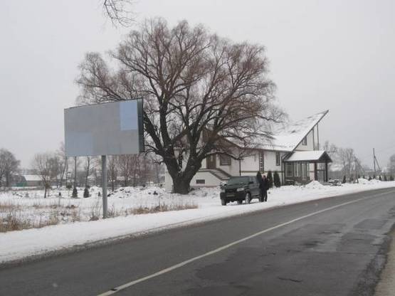 Фото рекламної площини за адресою с.Пухівка, вул.Деснянська, в урочище Спадщина, в'їзд з Рожнів Фото рекламної площини за адресою с.Пухівка, вул.Деснянська, в урочище Спадщина, в'їзд з Рожнів