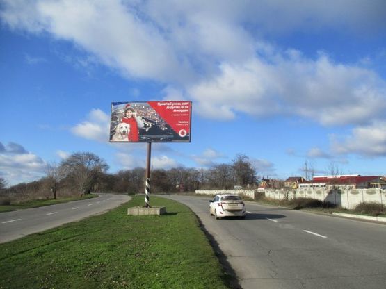 Фото рекламной плоскости по адресу Тиражная_Заозерная (АЗС ТНК)