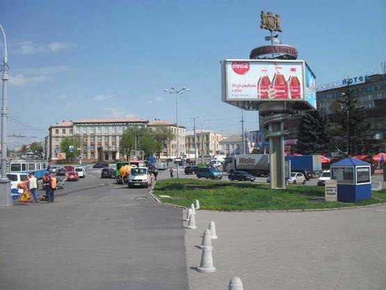 Фото рекламной плоскости по адресу пл. Героев Чернобыля (с центрального моста) Фото рекламной плоскости по адресу пл. Героев Чернобыля (с центрального моста)