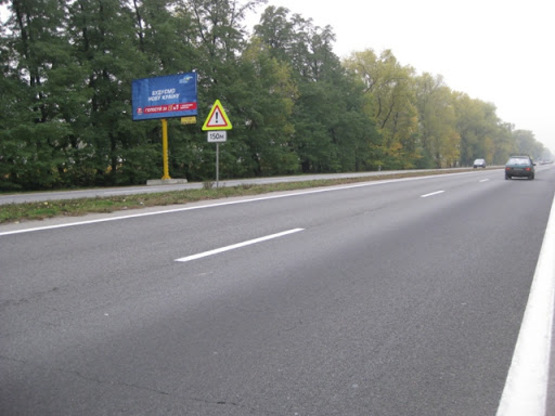 Фото рекламной плоскости по адресу трасса Киев-Чернигов_км 43+100_правый // в Киев