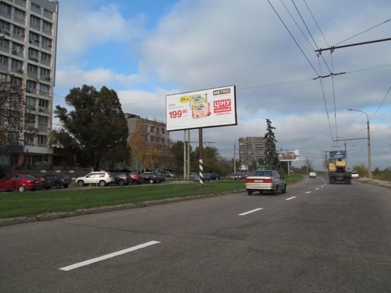Фото рекламної площини за адресою Победы, 132 Фото рекламної площини за адресою Победы, 132