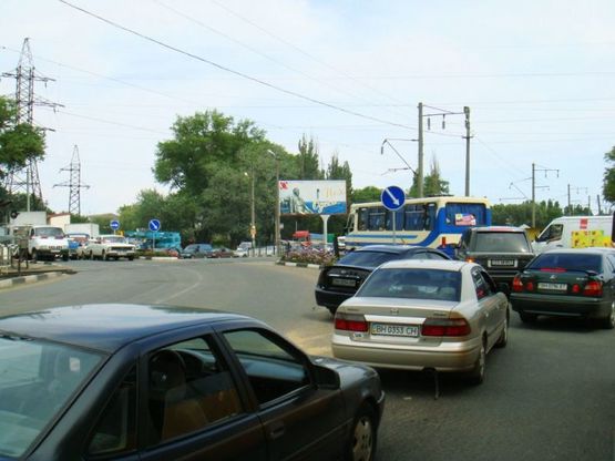 Фото рекламной плоскости по адресу Дальницкое шоссе / ул. Крайняя (Рынок) №1