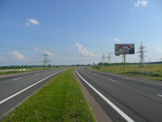 Фото рекламної площини за адресою трасса Киев-Чернигов_км 31+400_левый // в Киев