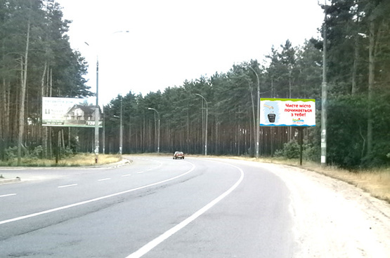 Фото рекламної площини за адресою ул. Университетская, возле новостроек (направление на Киев)