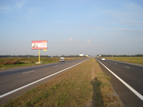 Фото рекламной плоскости по адресу трасса Киев-Чернигов_км 24+600_правый // в Киев