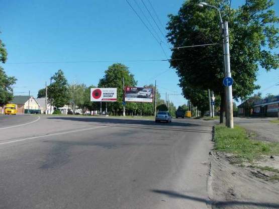 Фото рекламної площини за адресою Степана Бандери вул. (Баумана вул.), 10 - Лепехівська вул. (права) Фото рекламної площини за адресою Степана Бандери вул. (Баумана вул.), 10 - Лепехівська вул. (права)