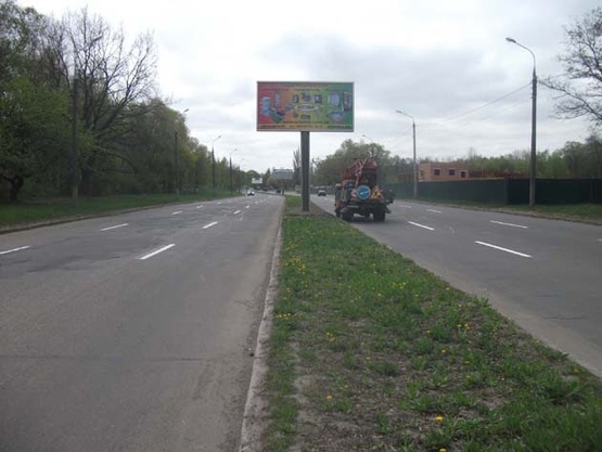 Фото рекламной плоскости по адресу ул. Киевская (Водоканал) разделитель 1 въезд Фото рекламной плоскости по адресу ул. Киевская (Водоканал) разделитель 1 въезд