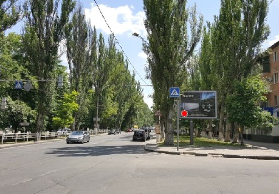 Фото рекламної площини за адресою Ушакова пр. - Железнодорожная ул. Фото рекламної площини за адресою Ушакова пр. - Железнодорожная ул.