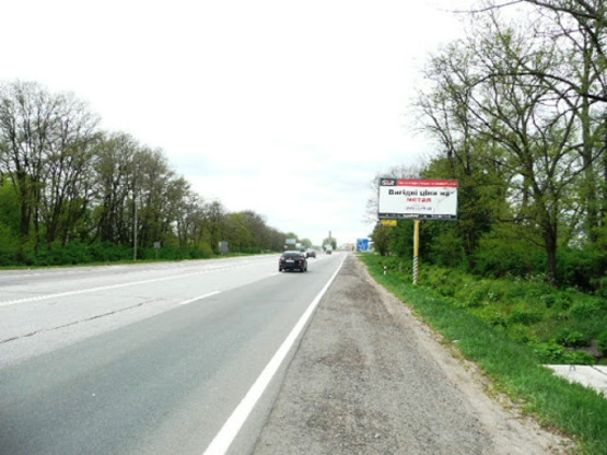Фото рекламної площини за адресою трасса Киев-Харьков_км 45+050_левый // в Киев