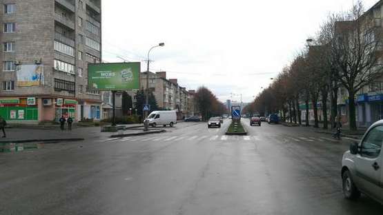 Фото рекламной плоскости по адресу Миру просп. - Шевченка вул.