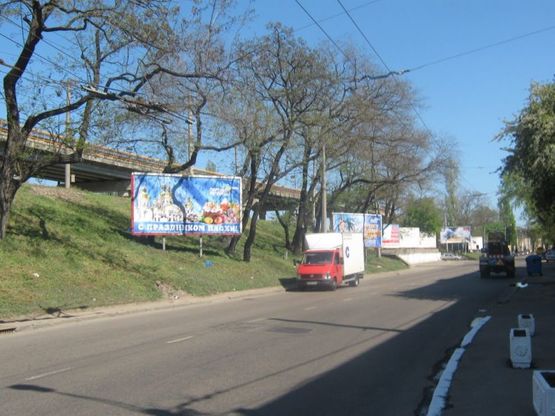 Фото рекламної площини за адресою ул. Приморская №57