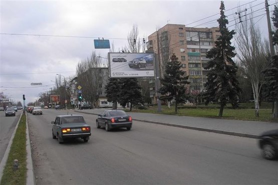 Фото рекламной плоскости по адресу ул.Перемоги - ПКіО Трудової слави, ст.А (призматрон) Фото рекламной плоскости по адресу ул.Перемоги - ПКіО Трудової слави, ст.А (призматрон)
