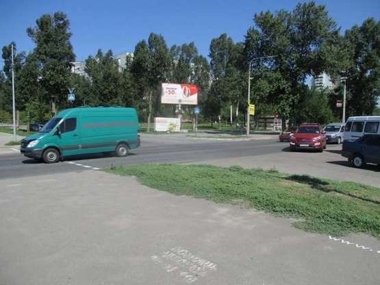 Фото рекламної площини за адресою Набережна магіст. - Запорізька вул., (ТЦ "Ашан") Фото рекламної площини за адресою Набережна магіст. - Запорізька вул., (ТЦ "Ашан")