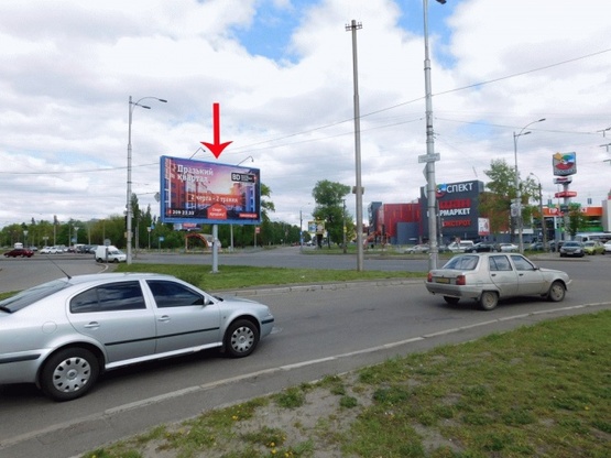 Фото рекламной плоскости по адресу Гагарина Ю. пр-т, пересечение с ул.Красноткацкой 47/18, из центра