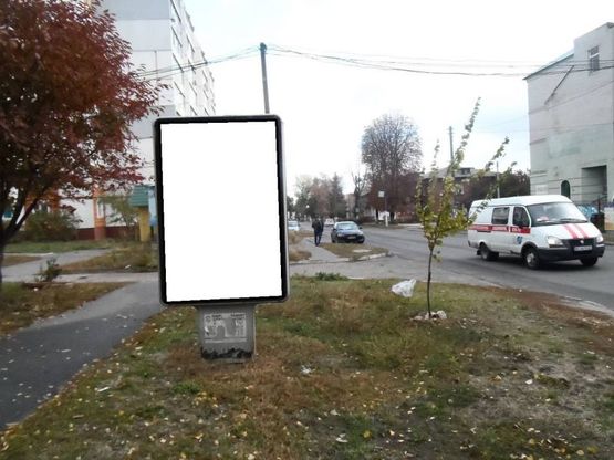Фото рекламной плоскости по адресу г.Фастов, ул. Кирова, 5-9 Фото рекламной плоскости по адресу г.Фастов, ул. Кирова, 5-9
